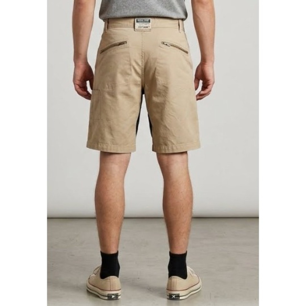 Vintage Y2K B.U.M. Equipment Mens Vintage Khaki Cargo Utility Shorts Tan Size M